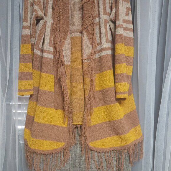 Davi & Dani Boho Fringe Open Cardigan | Geometric Southwestern Pattern | 1XL - Picture 2 of 5